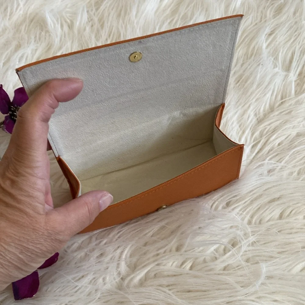 TORY BURCH sunglasses case